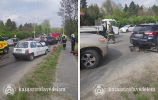 Összeütközött két autó Szentendrén