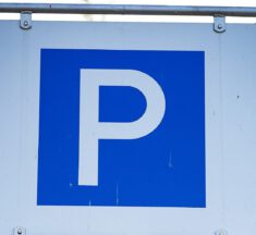 Egy hónappal tovább lesz érvényes a parkolási kedvezmény Szentendrén