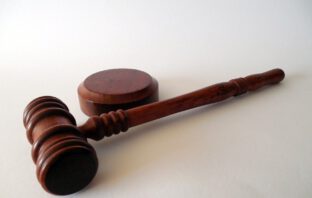 Mosógépért fizetett hamis euróval a gyanúsított