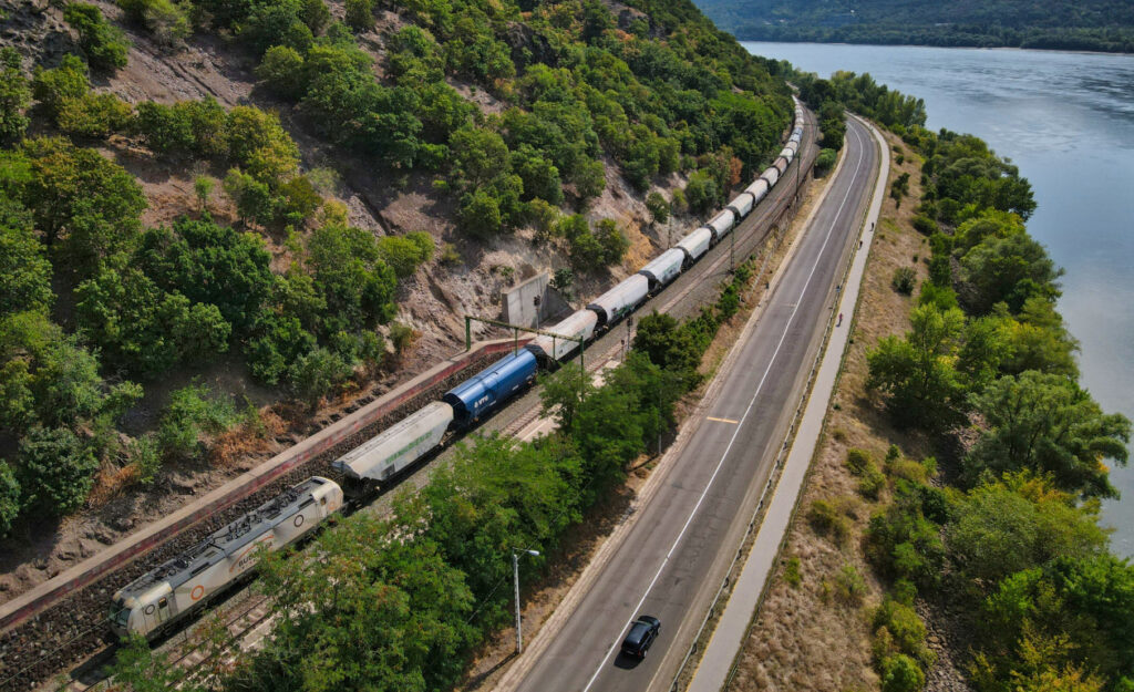 Keddtől visszaáll az eredeti menetrend a szobi vonalon