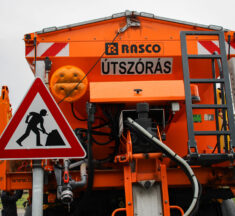 Ismét havazás érkezik – figyelmeztet a Magyar Közút