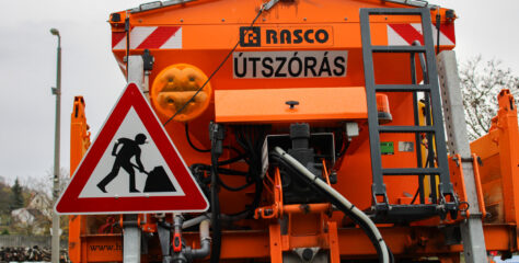 Ismét havazás érkezik – figyelmeztet a Magyar Közút