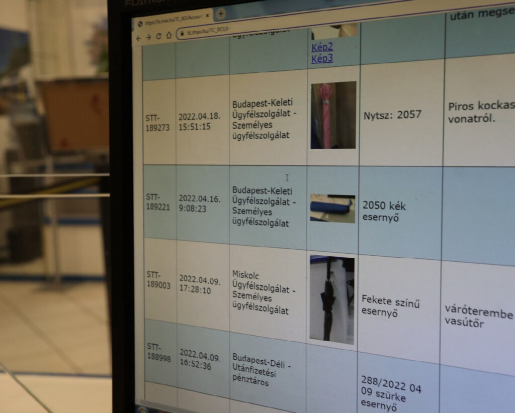 Több mint tizenkétezer vonaton vagy buszon elhagyott tárgy jutott vissza tulajdonosához