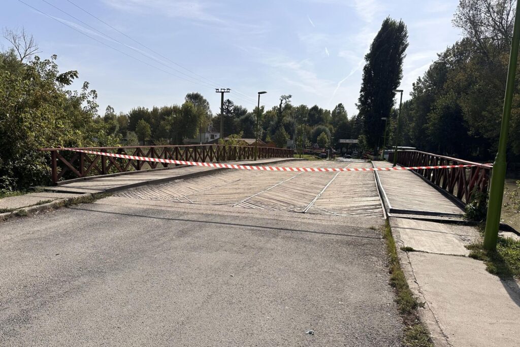 Árvíz miatt lezárták a szentendrei Papszigetet