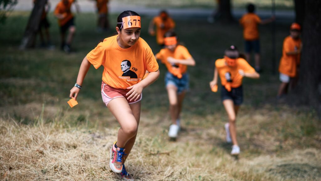 Játszva, számháborúzva emlékeztek meg Szentendrén Kucsera Ferencről
