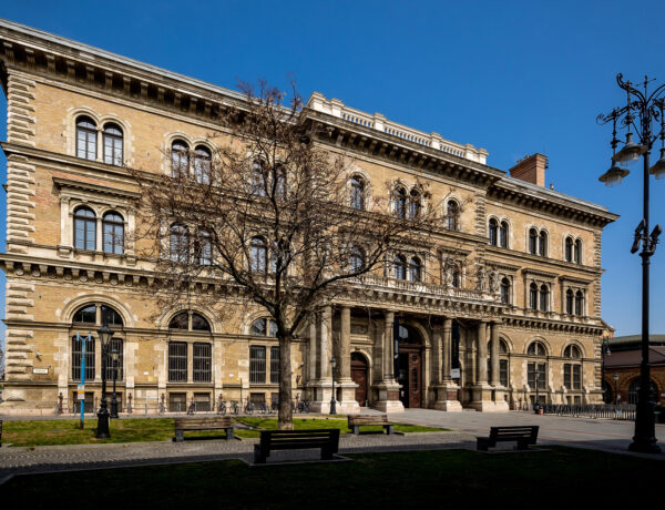 Nyolc agglomerációs város válik központi településsé Budapest körül egy magyar kutatás szerint